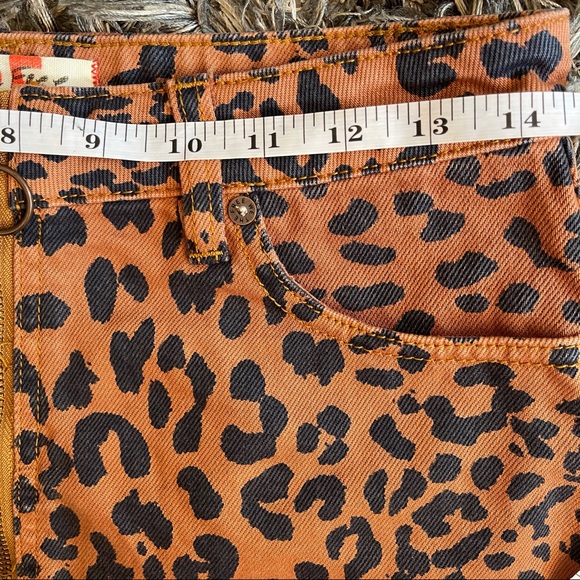 Free People Cheetah Zip It Up Jean Skirt Size 25 - Picture 14 of 15